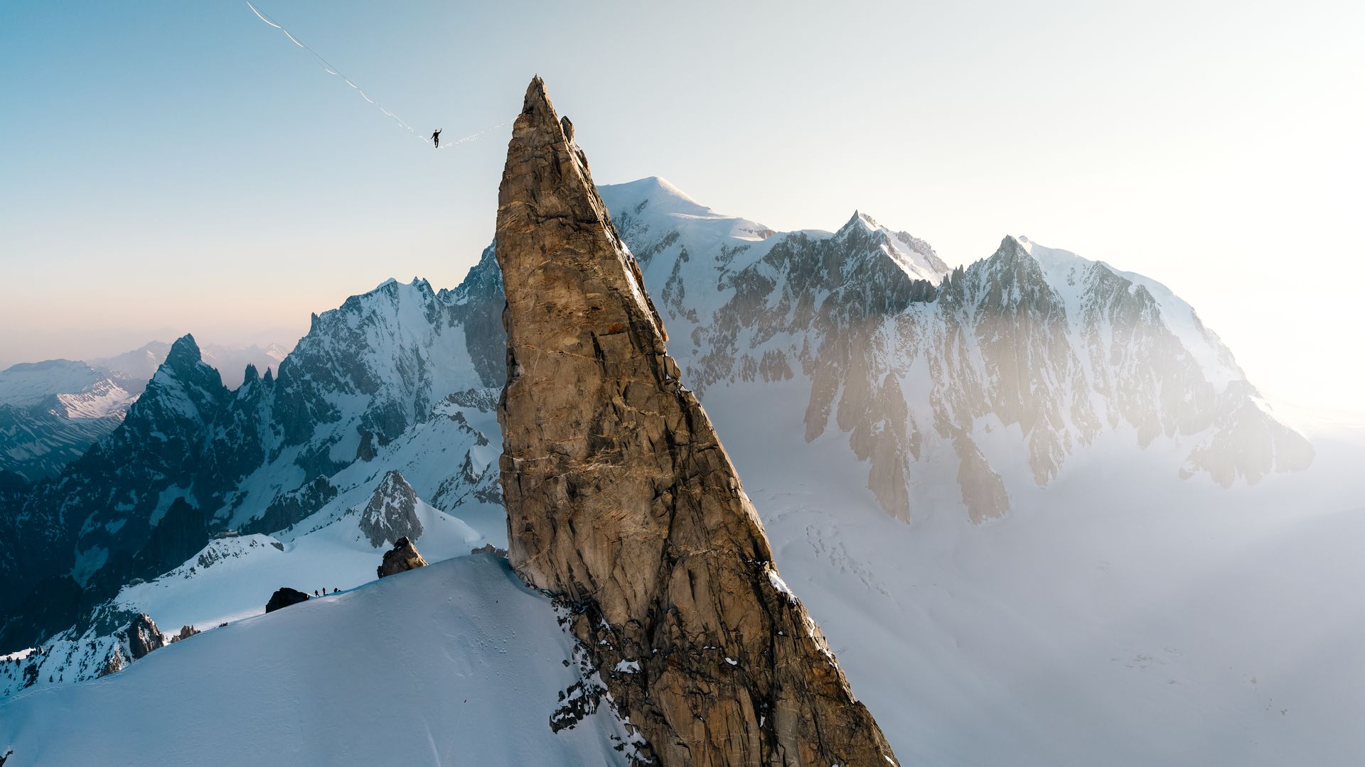 Mountain Sports Shorts 2